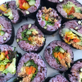 美容と健康をサポート!雑穀レシピ♪【デトッ穀サラダ巻きずし】