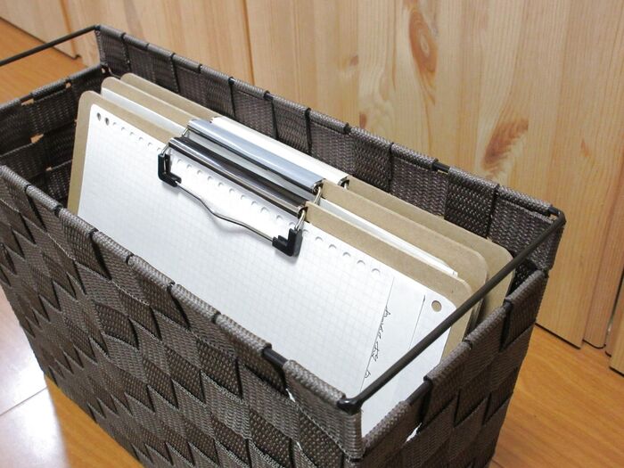 100均クリップボード使用:種類別の書類整理「ちょいちょい見る・使う」編