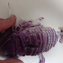 みじん切りを科学する /// あたいの場合 oignon et poirea Haché