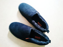 暖かくて履き心地も抜群!ワークマン「コーデュロイ裏ボアスリッポン」1500円(税込)♪