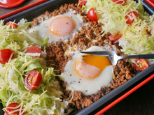 新年会でも盛り上がる!ホットプレートタコライス