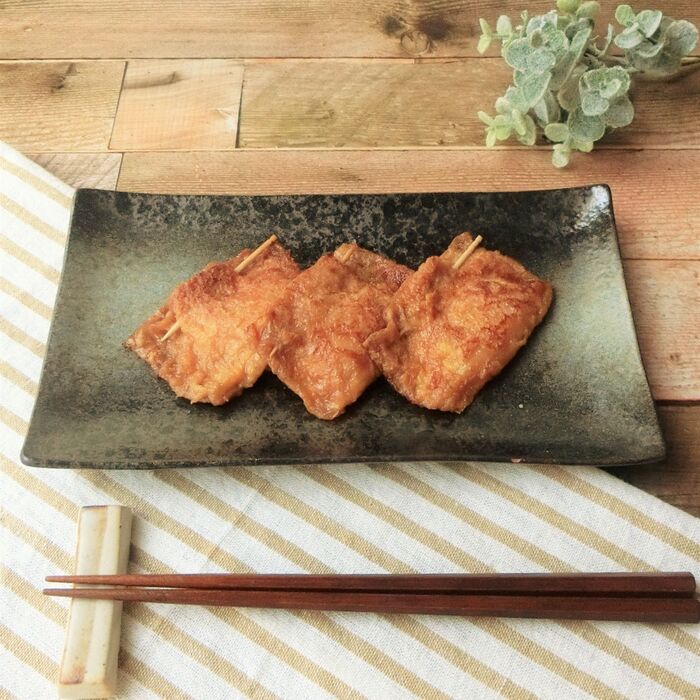 材料4つで簡単★味付け稲荷の餅チーズ揚げ