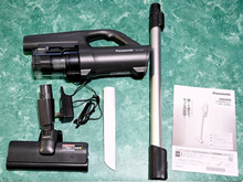 なにこの軽さと吸引力!!コードレススティック掃除機 「パワーコードレス」MC-SB30J