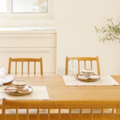 清潔第一!ダイニングテーブルの掃除とお手入れ方法