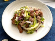 ごはんが進む!とろ~り長ネギと豚肩ロース炒め