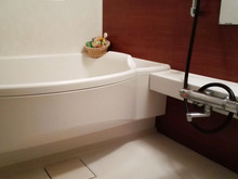 🌟お風呂用洗剤は、突っ張りで浮かせてヌメリなし🌟