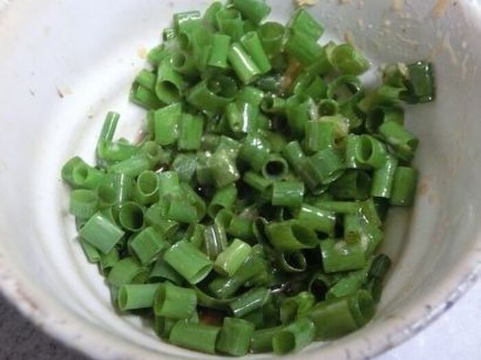 2.ねぎ生姜ポン酢だれを作る