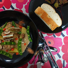 ジョージア料理 「シュクメルリ」 Chkmeruli