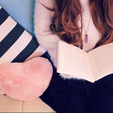 【実家暮らし女性のお金事情】貯金額は?家に入れるお金は?