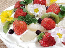 苺たっぷりスコップケーキ