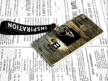 100均2つでスマホの落下防止対策!