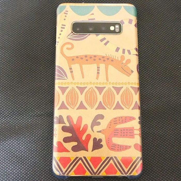 その日の気分でスマホケースを簡単イメージチェンジ♪