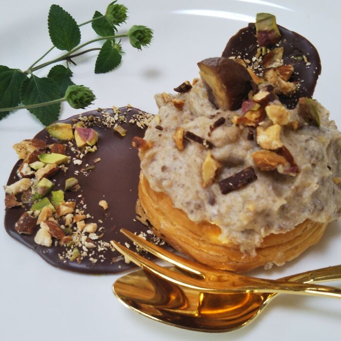 ナッツチョコプレート添え♡市販のクロワッサンと甘栗でモンブランケーキ…おうちカフェスイーツ!