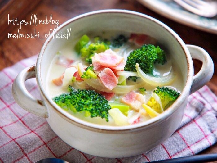 ♡ベーコンとブロッコリーの豆乳スープ♡【#ヘルシー#具沢山#簡単レシピ#時短】