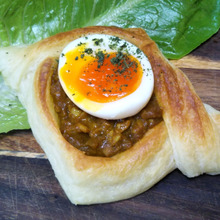 ♡オープンサンドイッチ♡カレー&半熟卵