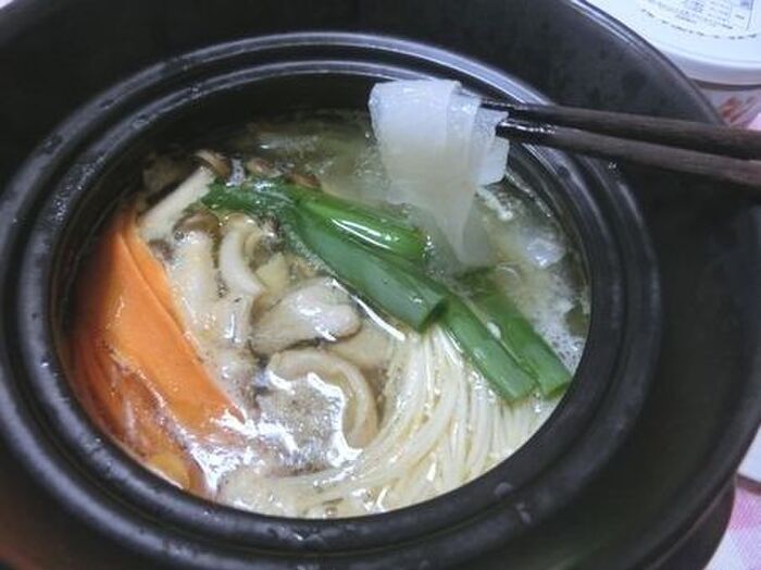 あっという間にしみしみ♪ 鶏とリボン根菜のシャンタン鍋