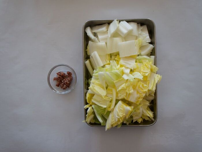 1 材料を切ります。