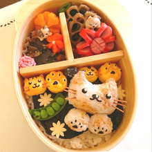 100均のシリコン型で蒸し卵