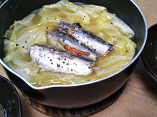 ♡時短&簡単鍋♡缶詰のオイルサーディン&キャベツ