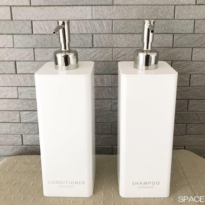 シャンプーボトルを浮かせるグッズ