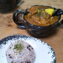 免疫力を高める効果あり⁉丸ごとニンニク入りチキンカレー ※カレールー不使用