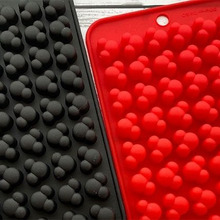 作ったチョコが可愛い♪ダイソー「ミッキーシリコーンチョコレート型」