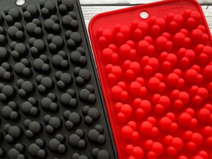 作ったチョコが可愛い♪ダイソー「ミッキーシリコーンチョコレート型」