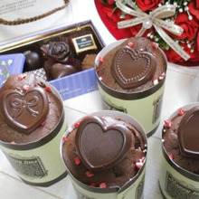 一番簡単なカップシフォンケーキ作りの方法♪親子で作ろう♡贅沢板チョコ1枚入り!