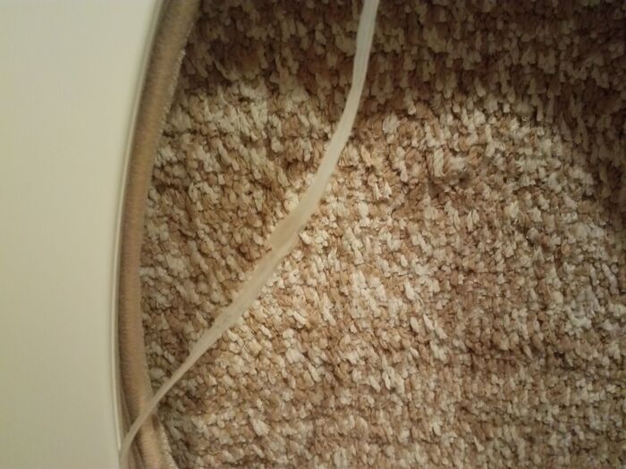 見えにくいですが、溝の汚れは取れています。