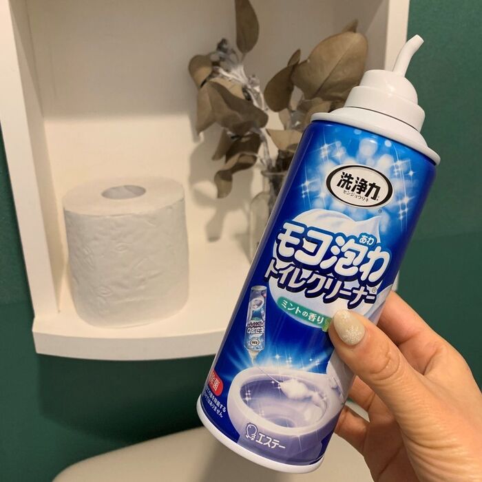 シューっとふきかけて放置するだけ!