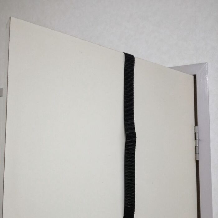 ドアの上からかける