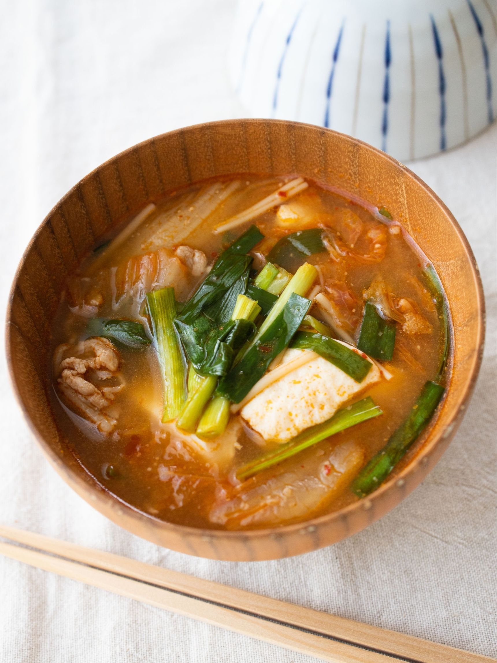 『豆腐と豚キムチのピリ辛スープ』やみつき。ご飯に合う！