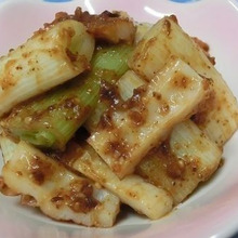 普通のぬたより好きかも♪ プルーンで長ねぎとちくわのぬた