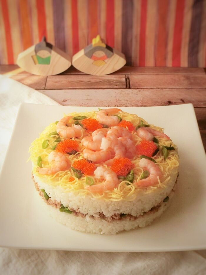 そぼろのちらし寿司ケーキ