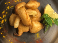 干し柿とバナナのフリッター スパイス風味