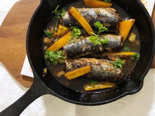 オイルサーディンとオレンジのアル・アヒージョ