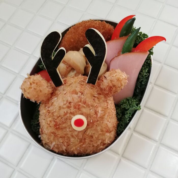 ⑤パーツを乗せます。