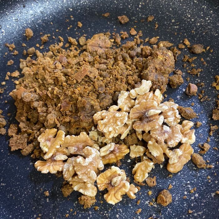 フライパンで 炒める