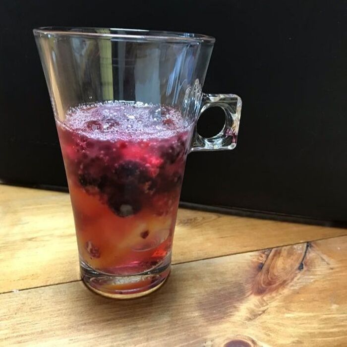 炭酸水の代わりにお酒でも