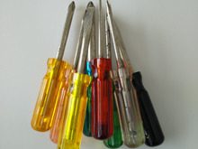 ドライバーの収納ケース、100均の○○がピッタリでした!