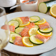 サーモンとズッキーニとレモンのカルパッチョ。簡単!爽やかな前菜。