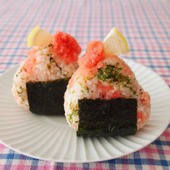 簡単!ごちそうおにぎり「たらこバターおにぎり」
