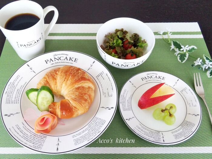 DAISOの食器で🌸春色な〜んちゃってカフェ風ブランチ🌸 クロワッサンブランチ