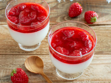 材料4つ!レンジで!ミルクプリンのいちごソース。とろける簡単スイーツ♡