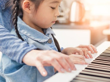 幼少期にピアノに触れるとよいことがいっぱい!?