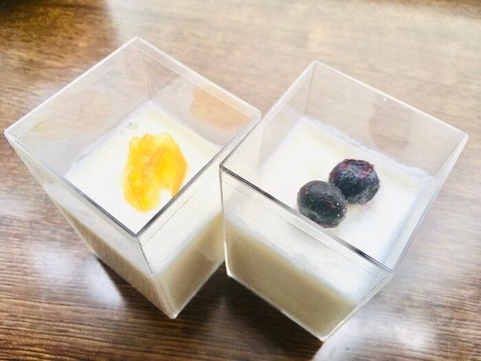 牛乳消費ほぼ1本!ちょいリッチなババロア風ヨーグルトゼリー