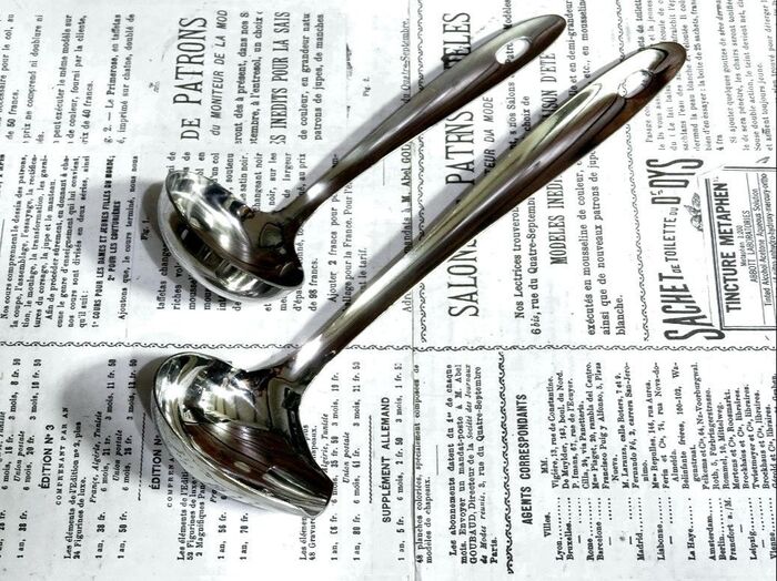 見た目もお手入れも優秀な一体型キッチンツール