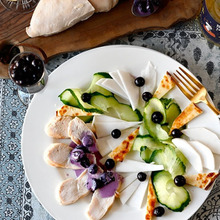 これうまサラダチキン♡ブルーベリーソースがけ【圧力調理バッグ・電子レンジ】