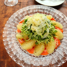 包丁&まな板いらず☆豆苗とサーモンのサラダ グレープフルーツドレッシング仕立て