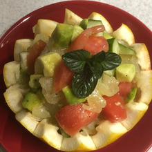 メロゴールドとアボカドとトマトのマリネサラダ